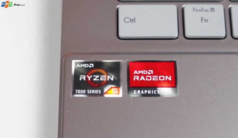 Đánh giá laptop ASUS Vivobook E1404FA-EB482W - hình 5