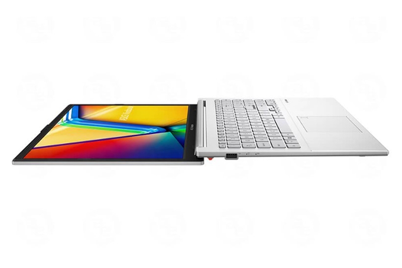 Đánh giá laptop ASUS Vivobook GO 15 E1504FA-NJ454W (hình 2)