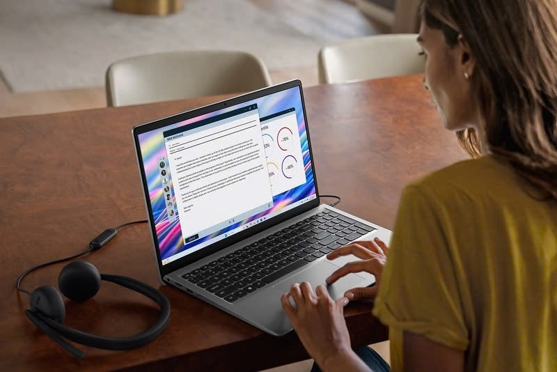 đánh giá laptop dell 15 dc15250 i5u165w11slu ảnh 6