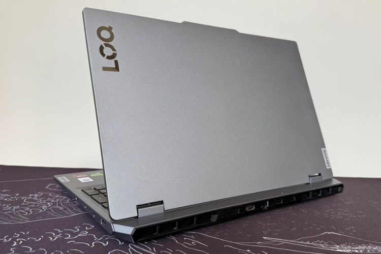 Đánh giá Lenovo 15AHP10 8