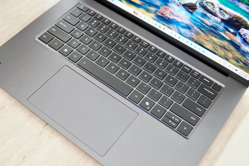 Đánh giá Lenovo ThinkPad X9 15 Aura Edition 5