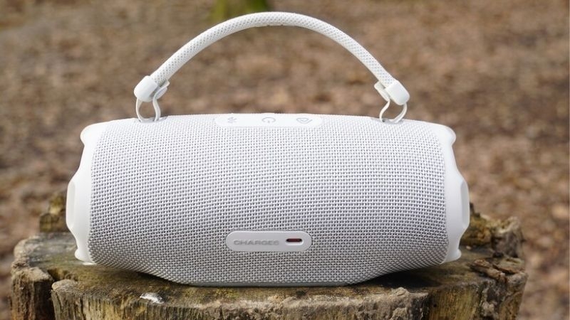 Đánh giá loa JBL Charge 6 pin và sạc