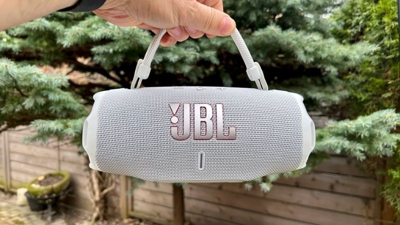 JBL Charge 6 phù hợp với ai