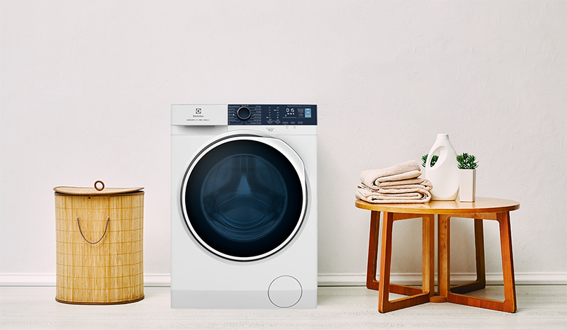 Đánh giá máy giặt EWW1024P5WB (hình 1)