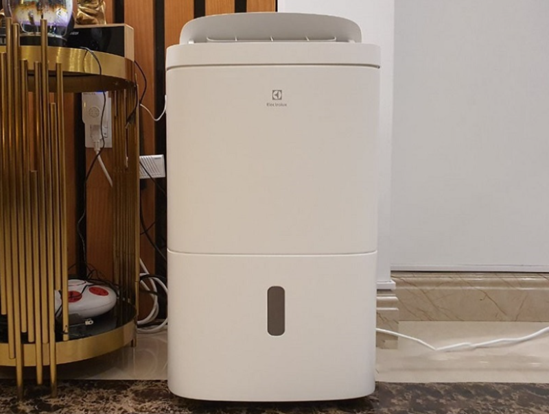 Đ&aacute;nh gi&aacute; m&aacute;y h&uacute;t ẩm Electrolux - h&igrave;nh 8