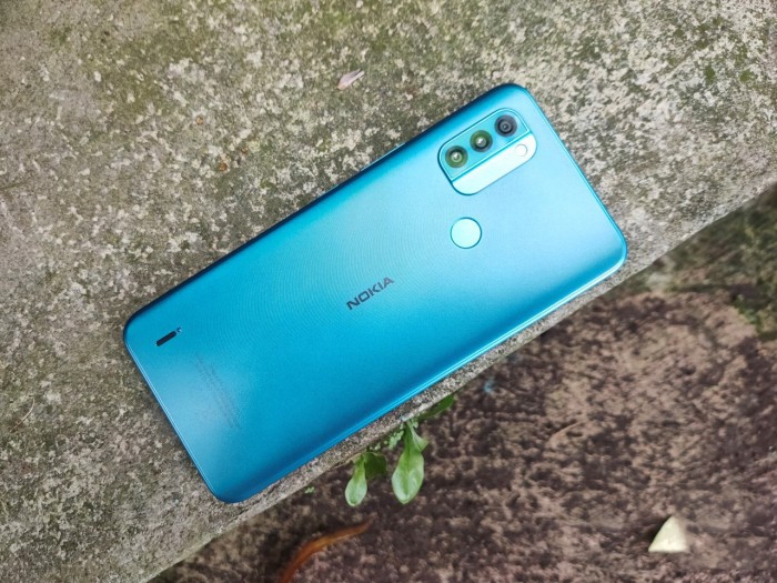 Đánh giá Nokia C31 - hình 7