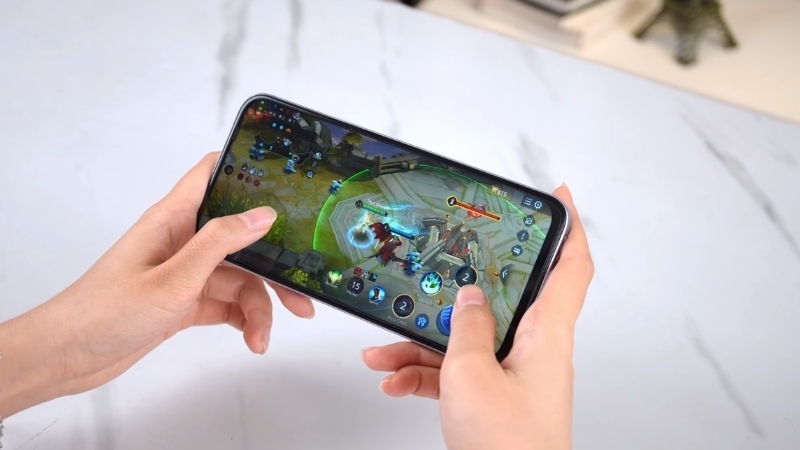Đánh giá OPPO A6t về hiệu năng