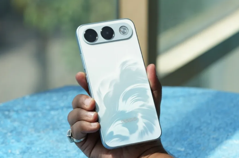 Đánh giá OPPO F35 - hình 3