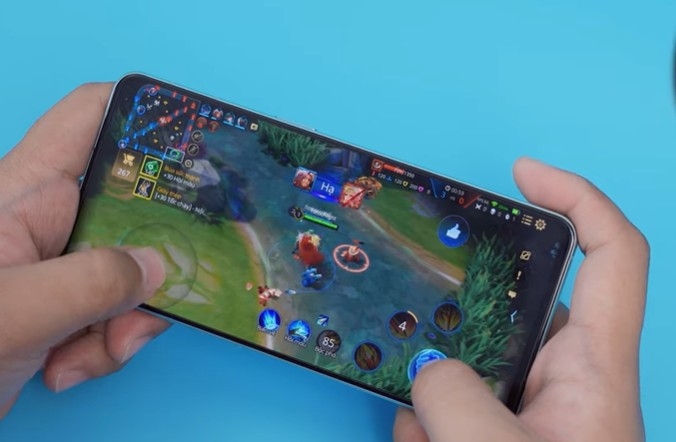 Đánh giá OPPO Reno6 - hình 8