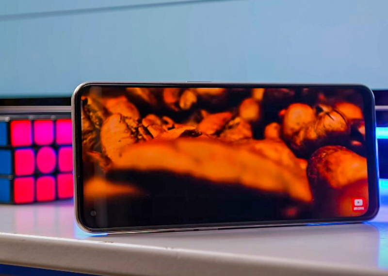 Đánh giá OPPO Reno8 - hình 7