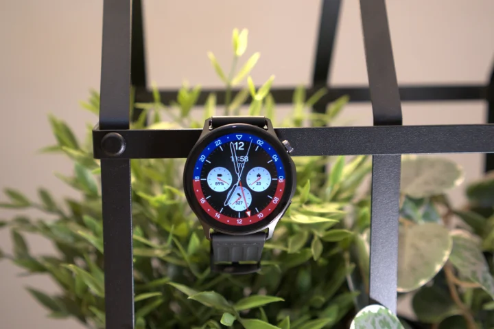 Đánh giá OPPO Watch S - hình 4