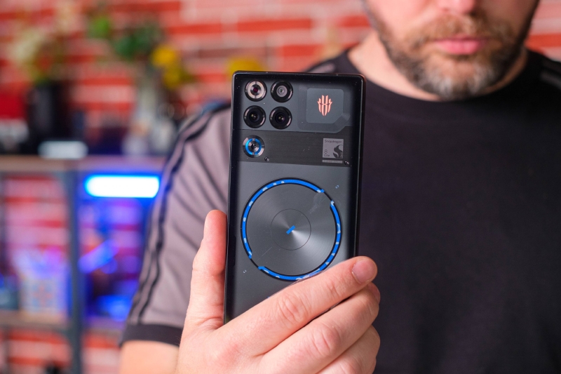 Đánh giá RedMagic 11S Pro - hình 1
