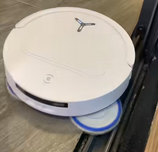 Đánh giá robot hút bụi lau nhà Ecovacs Deebot T50 Omni - hình 6