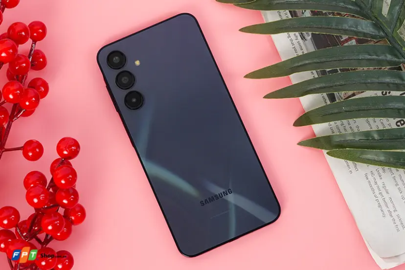 Đánh giá Samsung A16 5G - hình 2