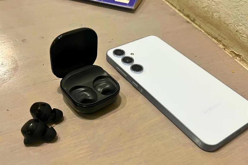 Đánh giá Samsung Buds Core - hình 1