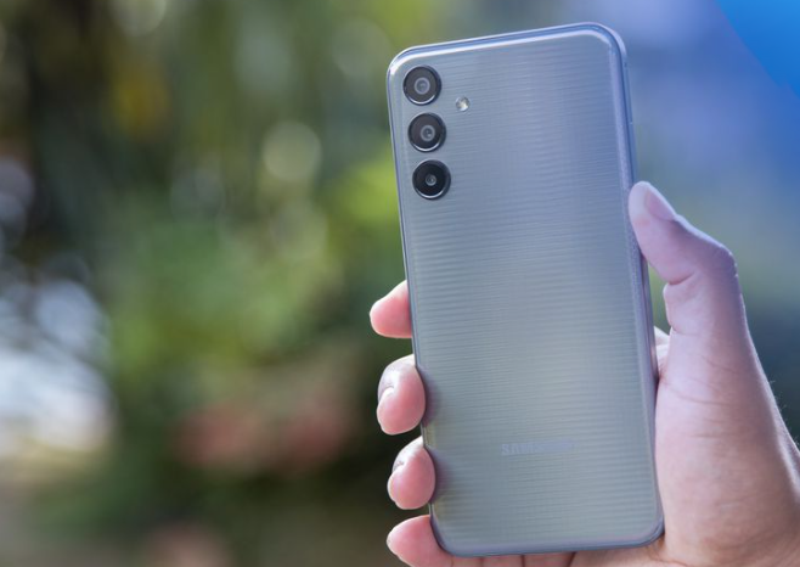 Đánh giá Samsung Galaxy M15 5G - hình 1