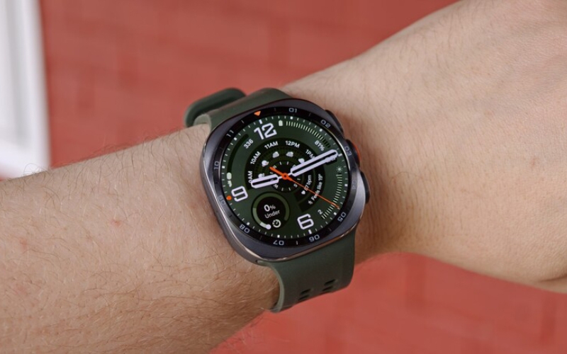 danh-gia-samsung-galaxy-watch-ultra2-1.jpg