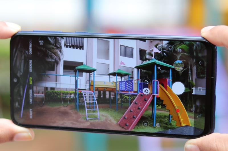 Đánh giá Samsung M20 - hình 5