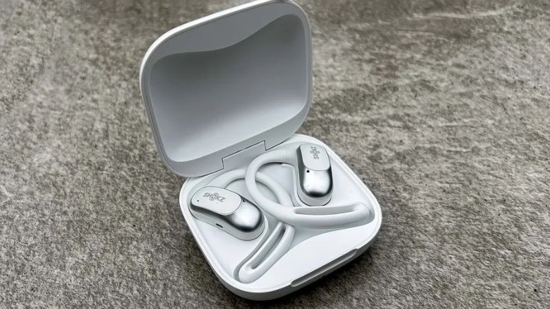Đánh giá tai nghe TWS Shokz OpenFit Air về thời lượng pin