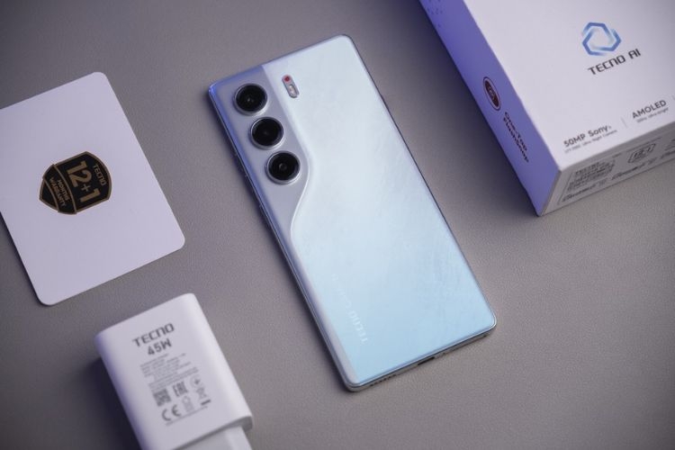 danh-gia-tecno-camon-40-pro (3).jpg