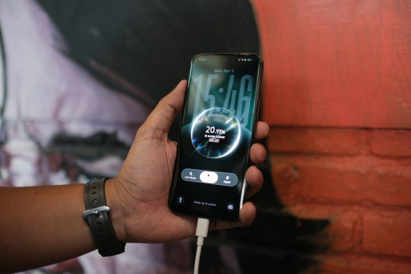 Đánh giá Tecno Camon 50 Pro 5G 7
