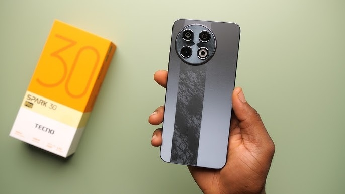 Đánh giá Tecno Spark 30 Pro 2