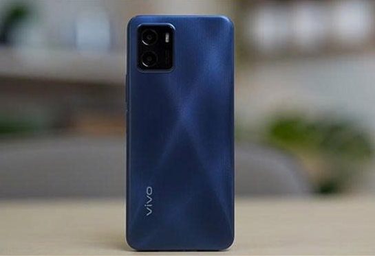 đánh giá vivo Y15a ảnh 1