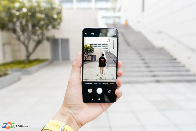 Đánh giá Xiaomi Mi 9 - hình 7