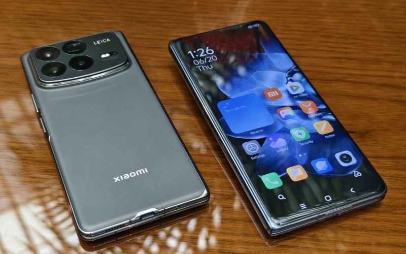 Đánh giá Xiaomi MIX Fold 4 về thiết kế