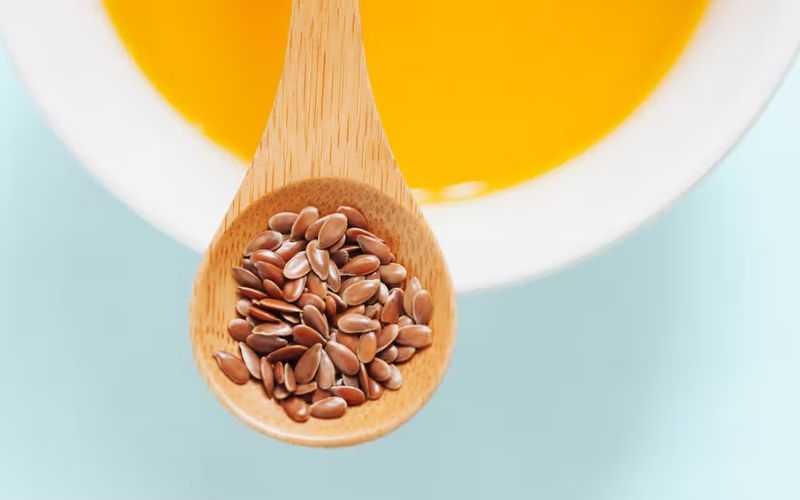 Cách sử dụng dầu hạt lanh an toàn và hiệu quả