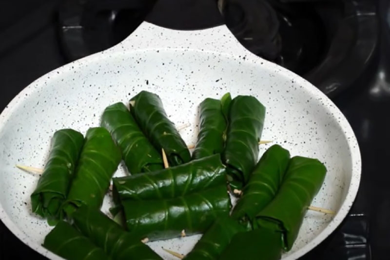 Chia sẻ cách làm đậu hũ cuốn lá lốt (hình 10)