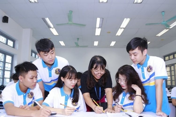 de-an-tuyen-sinh-dai-hoc-giao-thong-van-tai-2025 (1).jpg