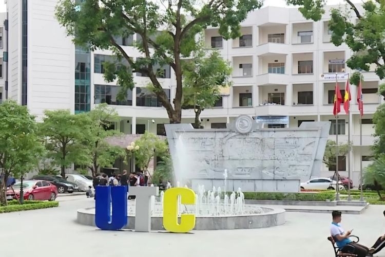 de-an-tuyen-sinh-dai-hoc-giao-thong-van-tai-2025 (3).jpg