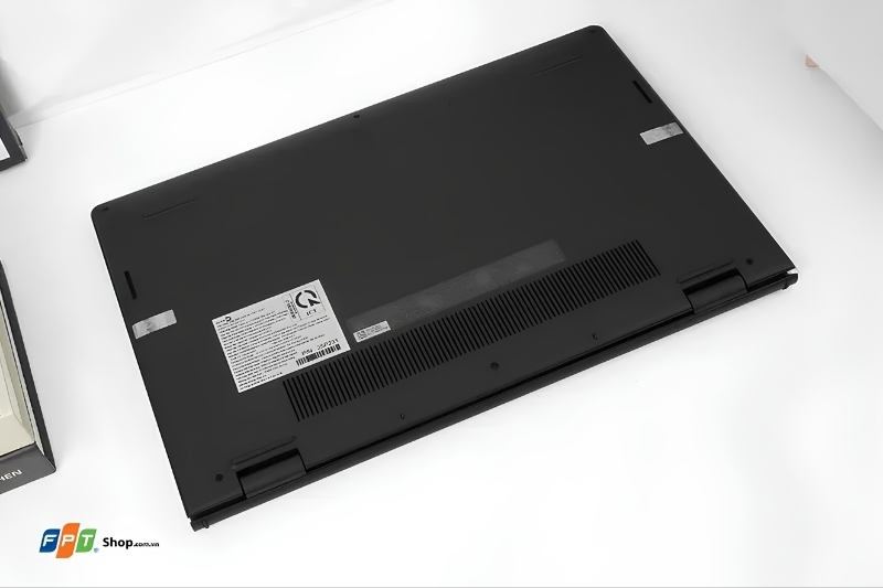 Dell Inspiron 15 pin dùng được bao lâu 4