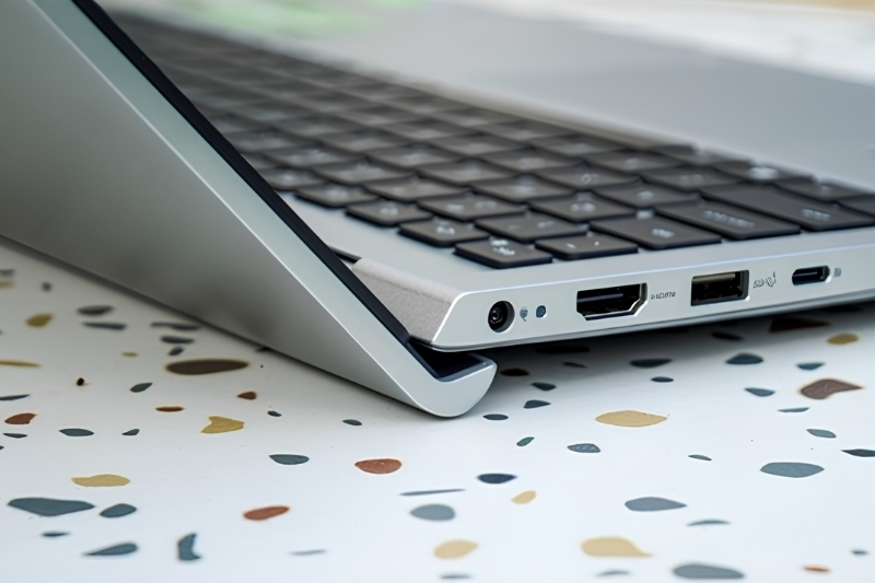Dell Inspiron 15 pin dùng được bao lâu 3