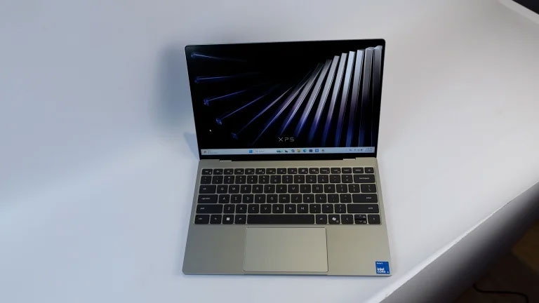 dell-xps-13-moi-qua-anh-thuc-te-207822-5.jpg