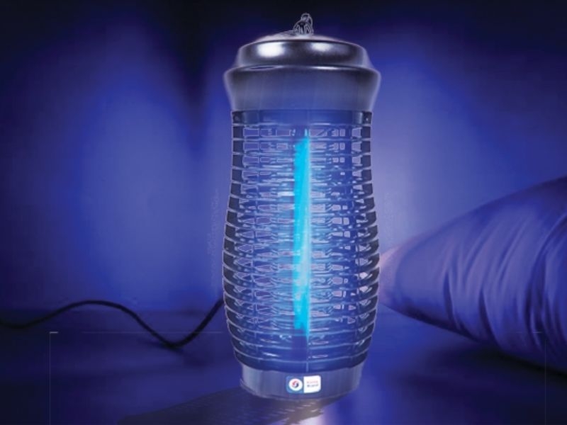 Đèn bắt muỗi Daewoo với tính năng bắt muỗi an toàn