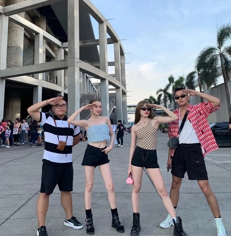 Đi concert mặc gì 12