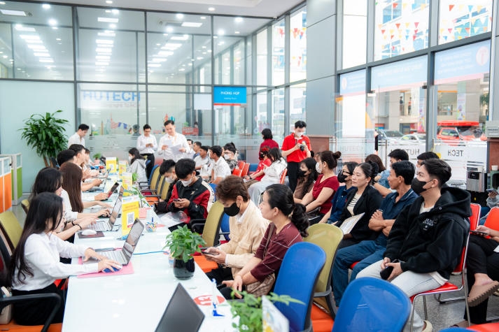 điểm chuẩn Đại học Công nghệ TP.HCM 2026 5.jpg