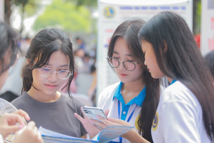 điểm chuẩn đại học giao thông vận tải 6