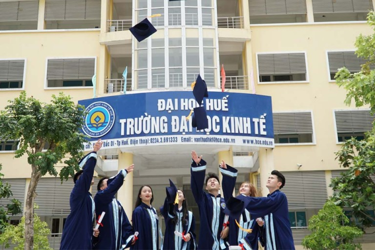 Điểm chuẩn Đại học Kinh tế Đại học Huế 2025 3