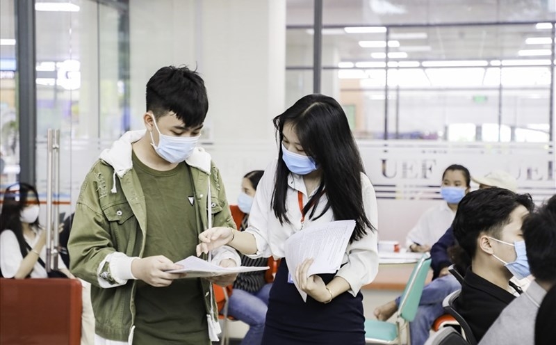 thu tuc nhap hoc dai hoc kinh te tai chinh tphcm