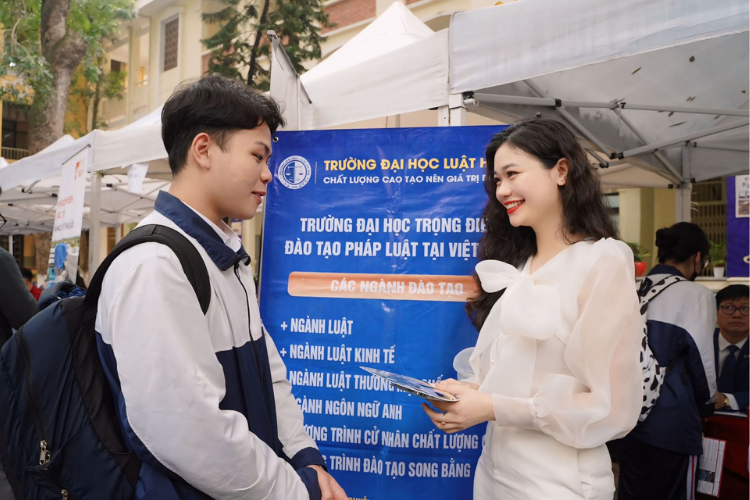 điểm chuẩn đại học luật hà nội 2