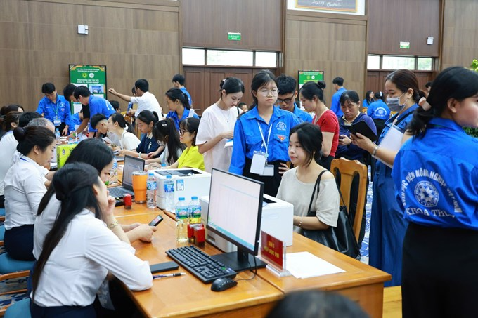 Hồ sơ nhập học