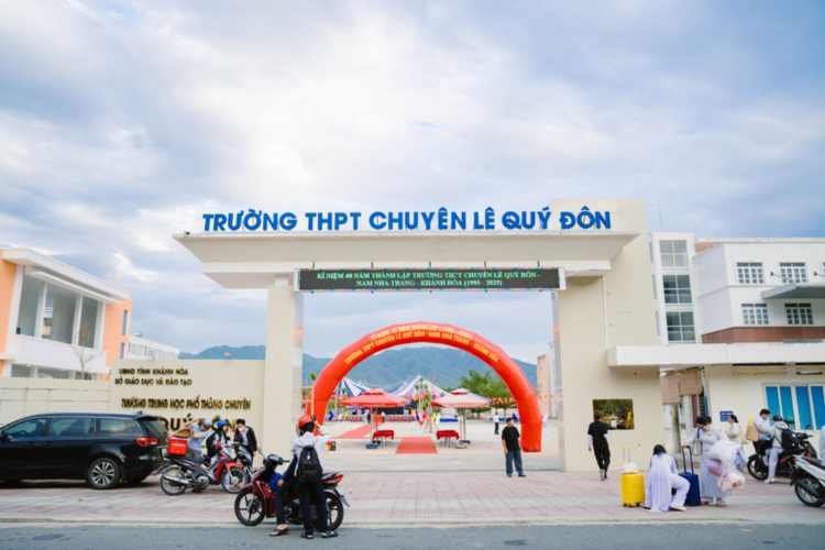 điểm chuẩn lớp 10 năm 2025 khánh hòa 2