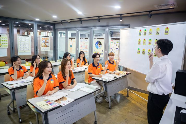 Điểm chuẩn Trường Đại học Công nghệ TPHCM 2026 1