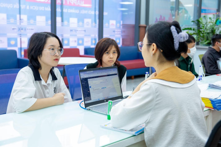 Điểm chuẩn Trường Đại học Công nghệ TPHCM 2026 6