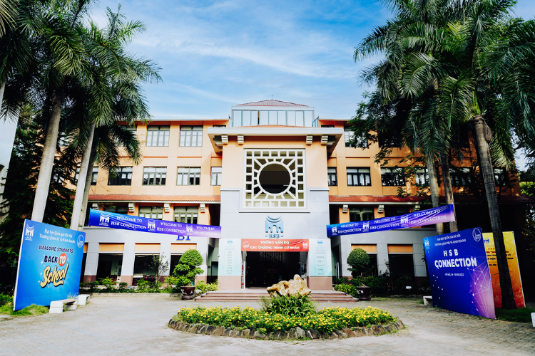 Điểm chuẩn Trường Quản trị và Kinh doanh Đại học Quốc gia Hà Nội 2025 hình 6