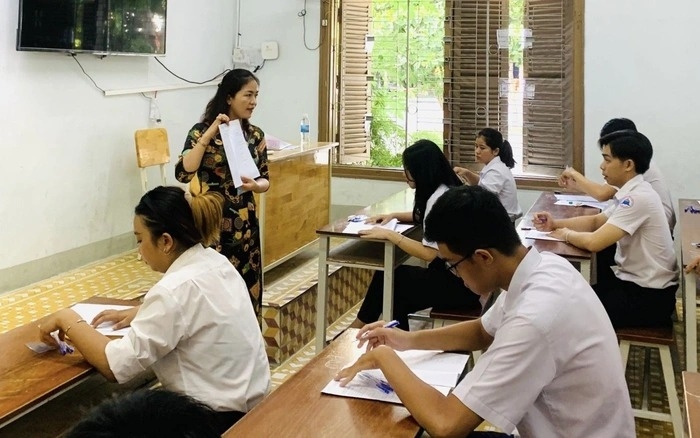 Điểm liệt là bao nhiêu 2
