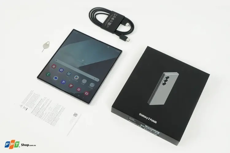 điện thoại 3 camera dọc 6